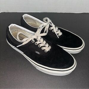 VANS Lace Up Sneakers Low Top #721356 W-8 M-6.5 Black Suede & Canvas